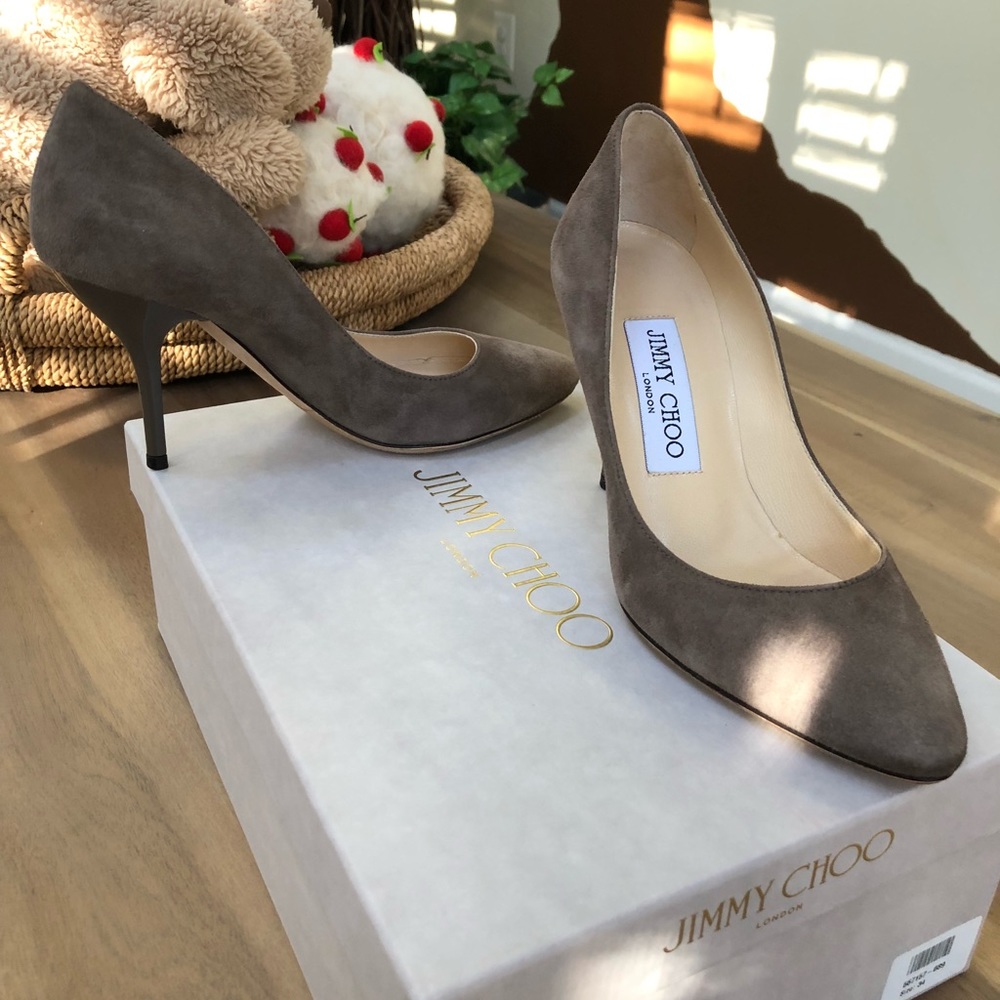 Rare Jimmy Choo 70mm pump in size 34/US4